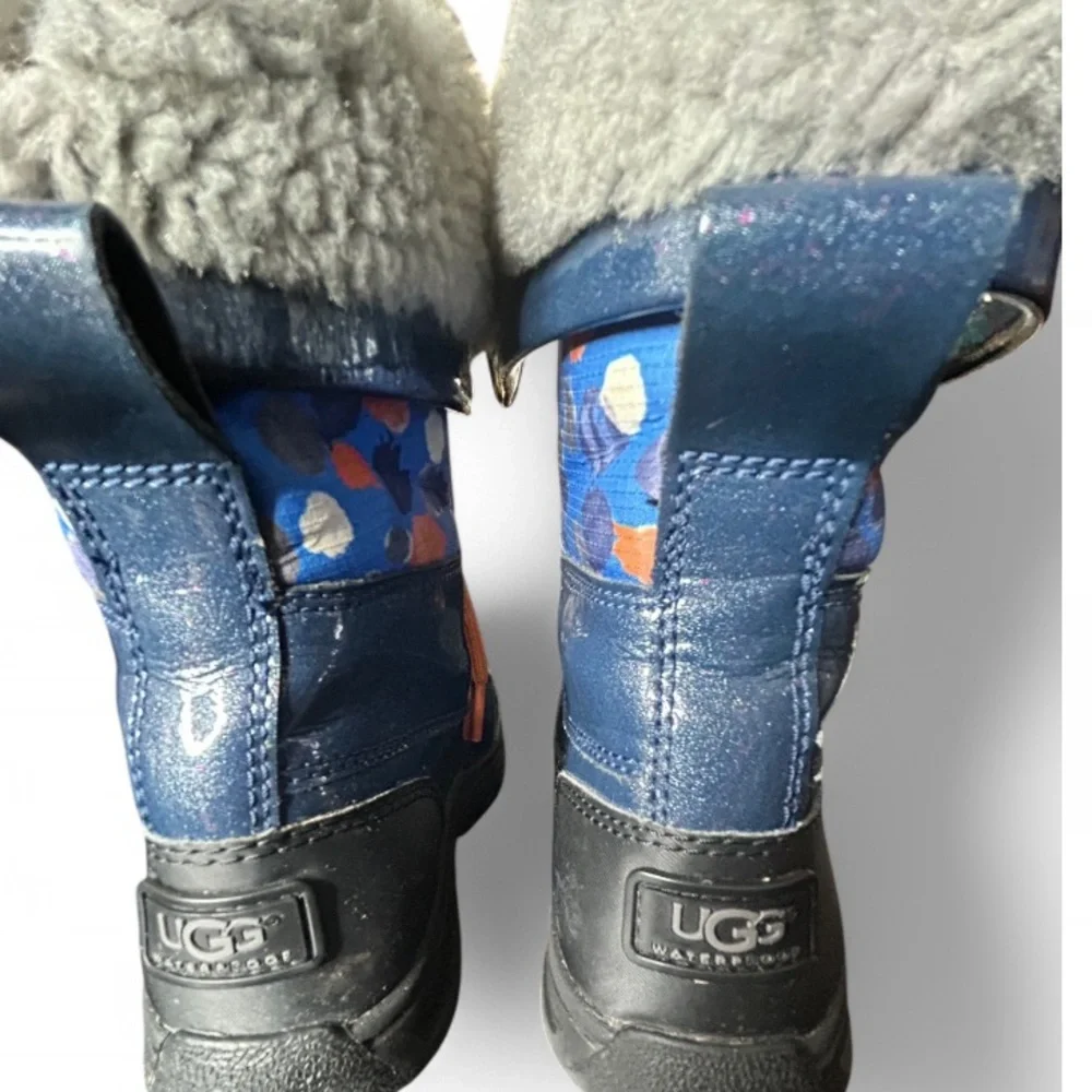 UGG Butte II Boots Girls 13 Blue Pure Wool Lined Waterproof